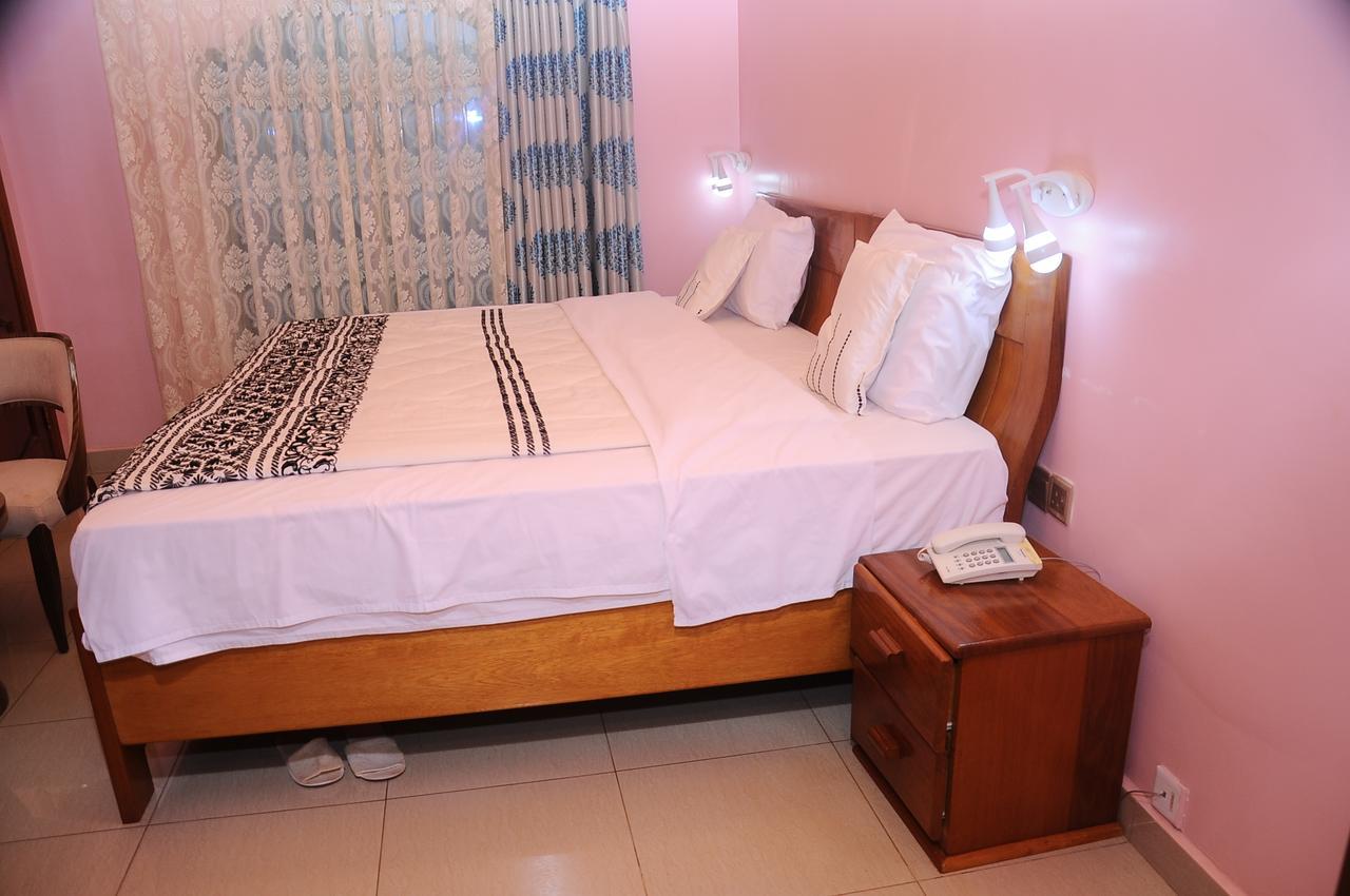 Modern Villa Hotel Kigali Ngoại thất bức ảnh
